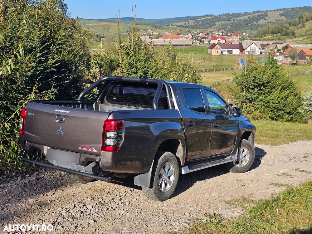 Mitsubishi L200 Double Cab M/T Invite - 3