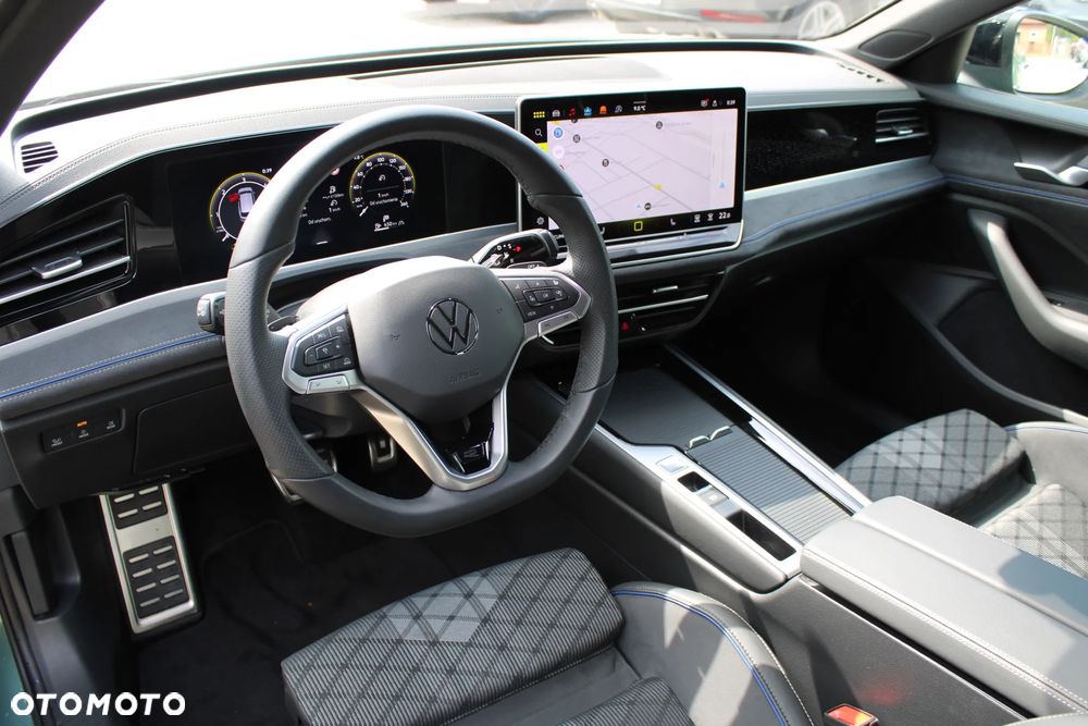 Volkswagen Passat Variant 2.0 TDI SCR 4Mot R-Line DSG - 17