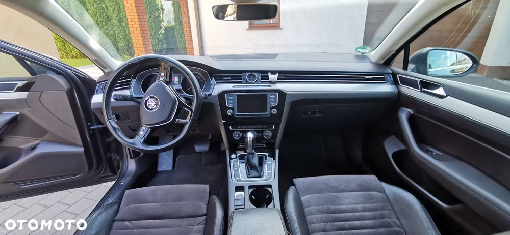 Volkswagen Passat 2.0 TDI BMT Highline DSG - 10