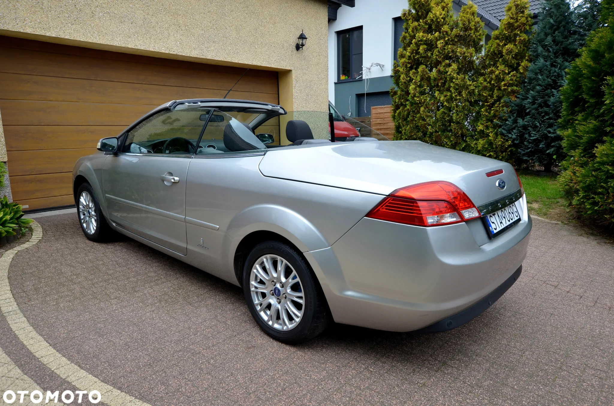 Ford Focus Coupe-Cabriolet 1.6 16V Trend - 10