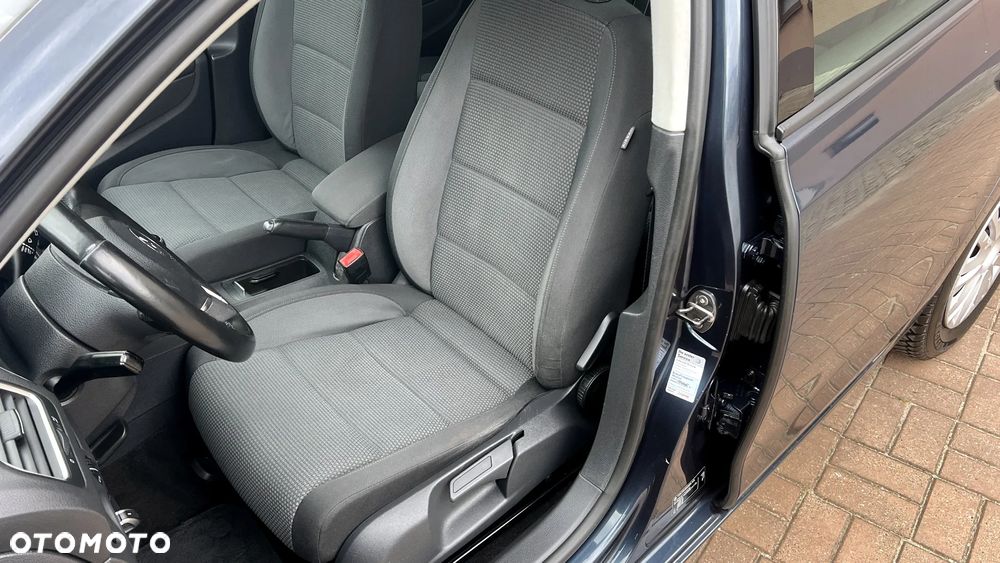 Volkswagen Golf 1.6 Comfortline - 7