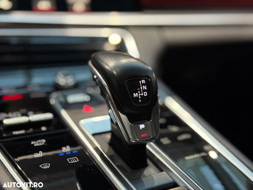Porsche Panamera 4 E-Hybrid Executive - 31