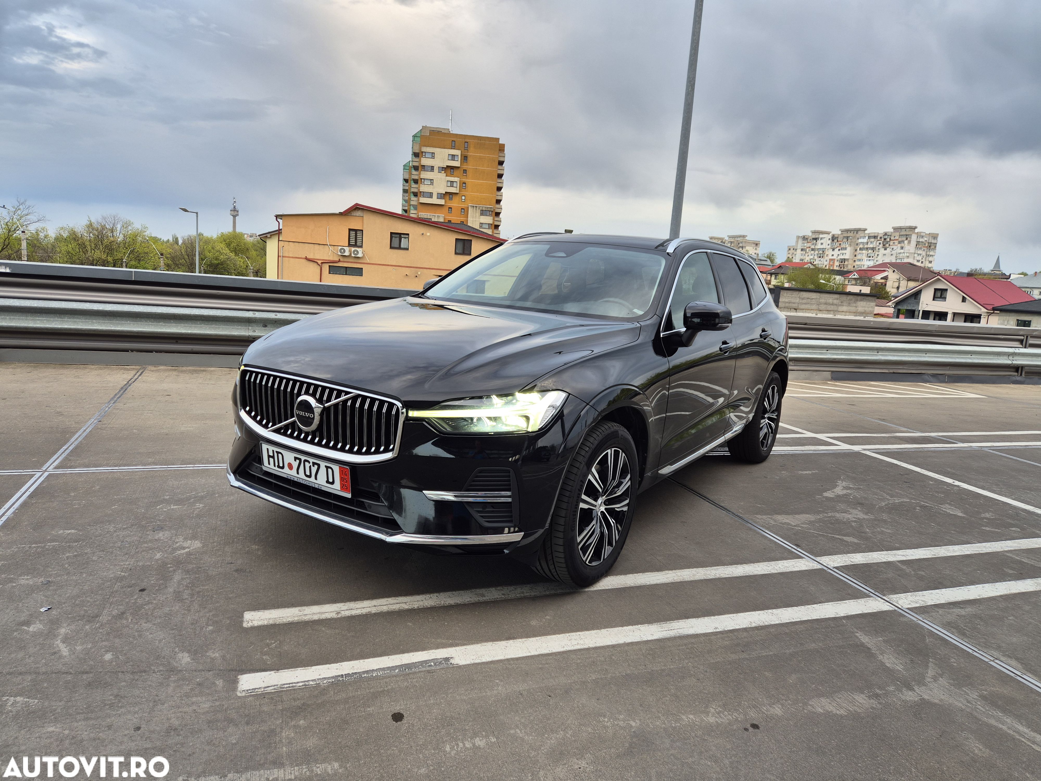 Volvo XC 60 B4 MHEV Inscription - 1