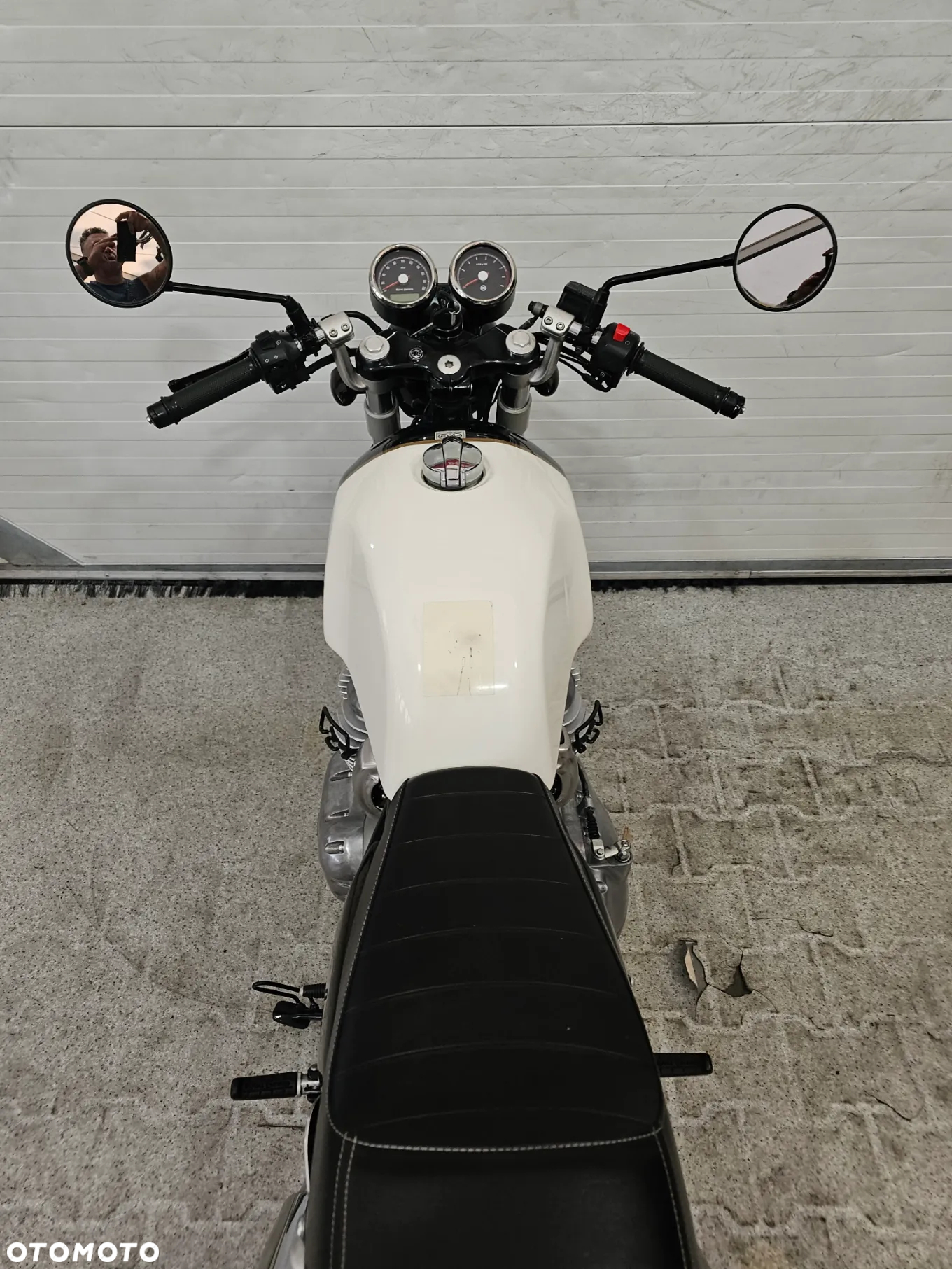 Royal Enfield Continental - 34