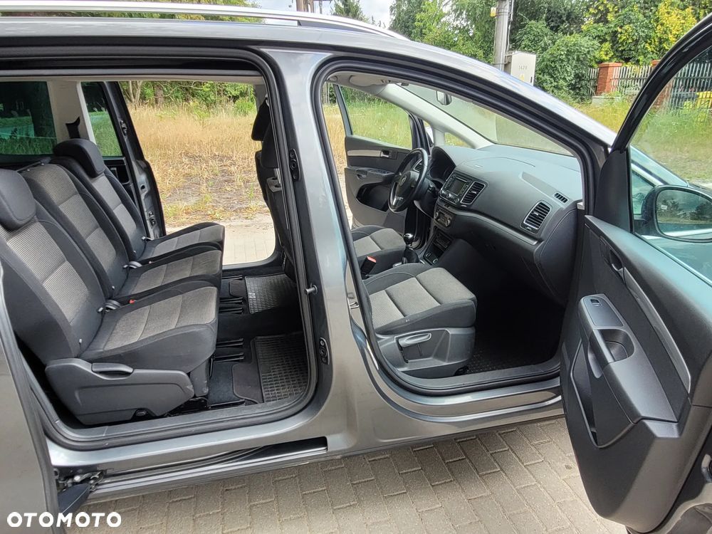 Volkswagen Sharan 2.0 TDI Highline - 16