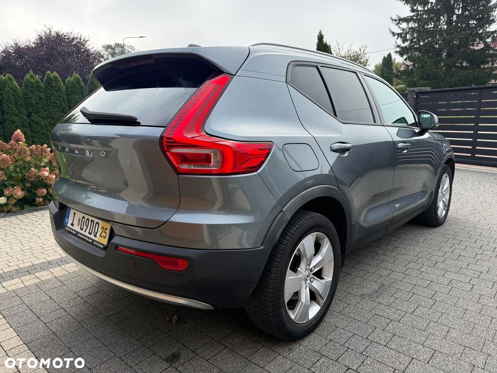 Volvo XC 40 D3 AWD Momentum Pro - 12