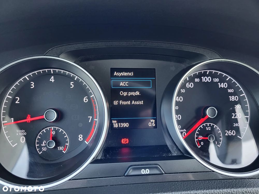 Volkswagen Golf 1.5 TSI BlueMotion ACT Highline - 32