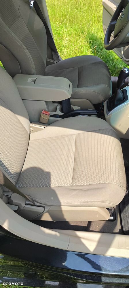 Dodge Caliber 1.8 SE - 13