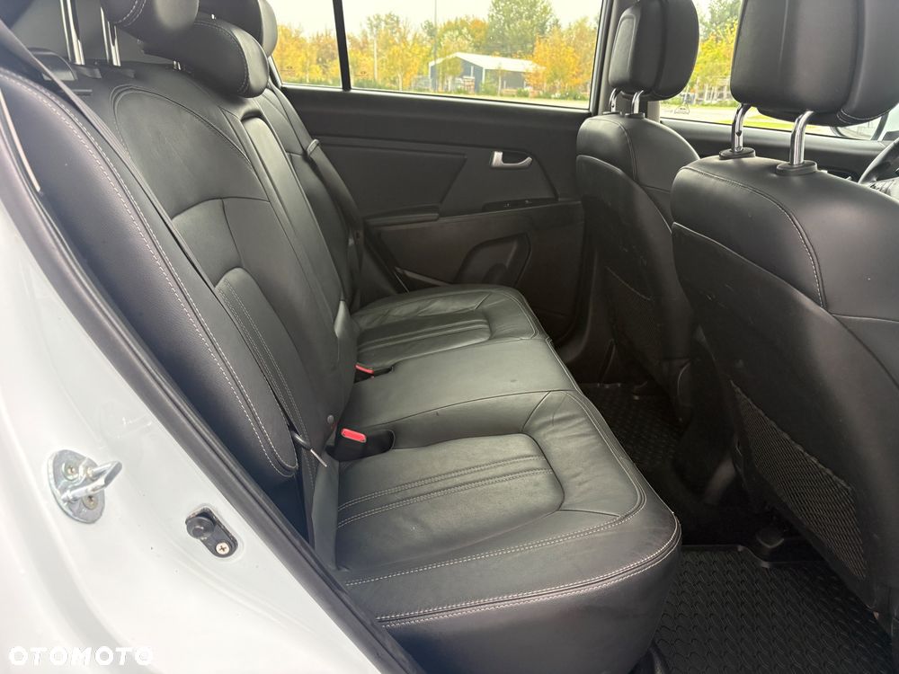 Kia Sportage 2.0 CVVT 2WD Automatik Spirit - 28