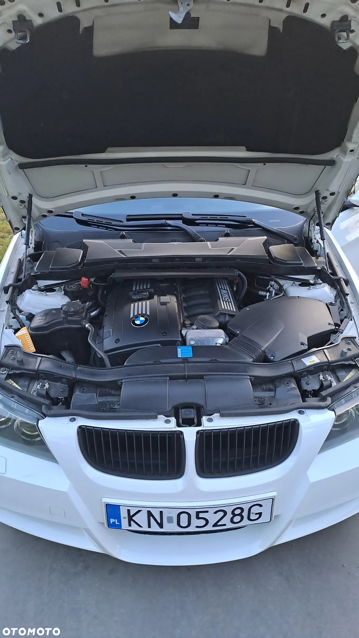 BMW Seria 3 325i - 8