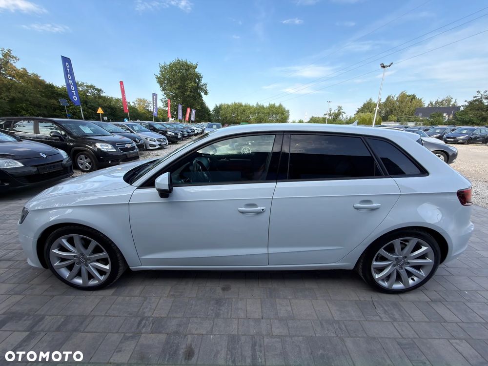 Audi A3 Sportback 2.0 TDI Quattro Ambiente S tronic - 23