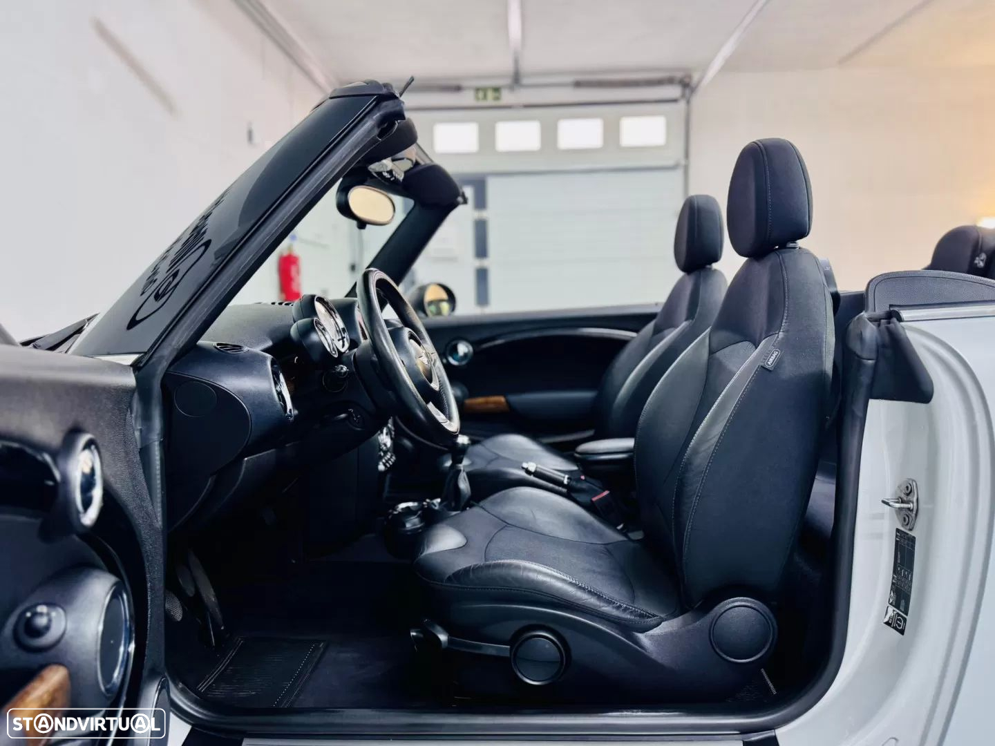 MINI Cabrio Cooper D - 28
