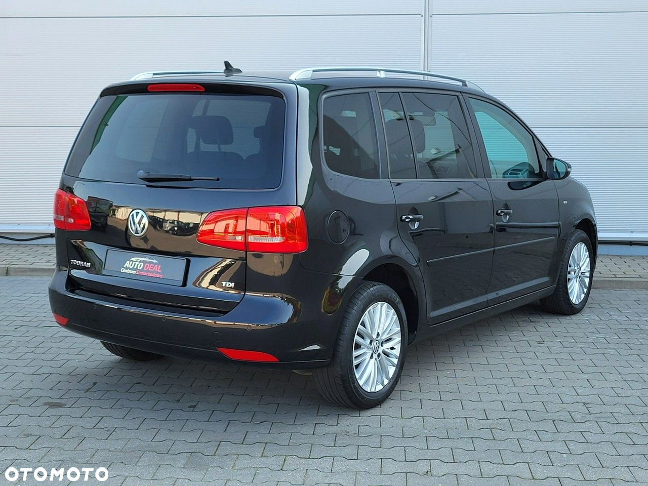 Volkswagen Touran - 15