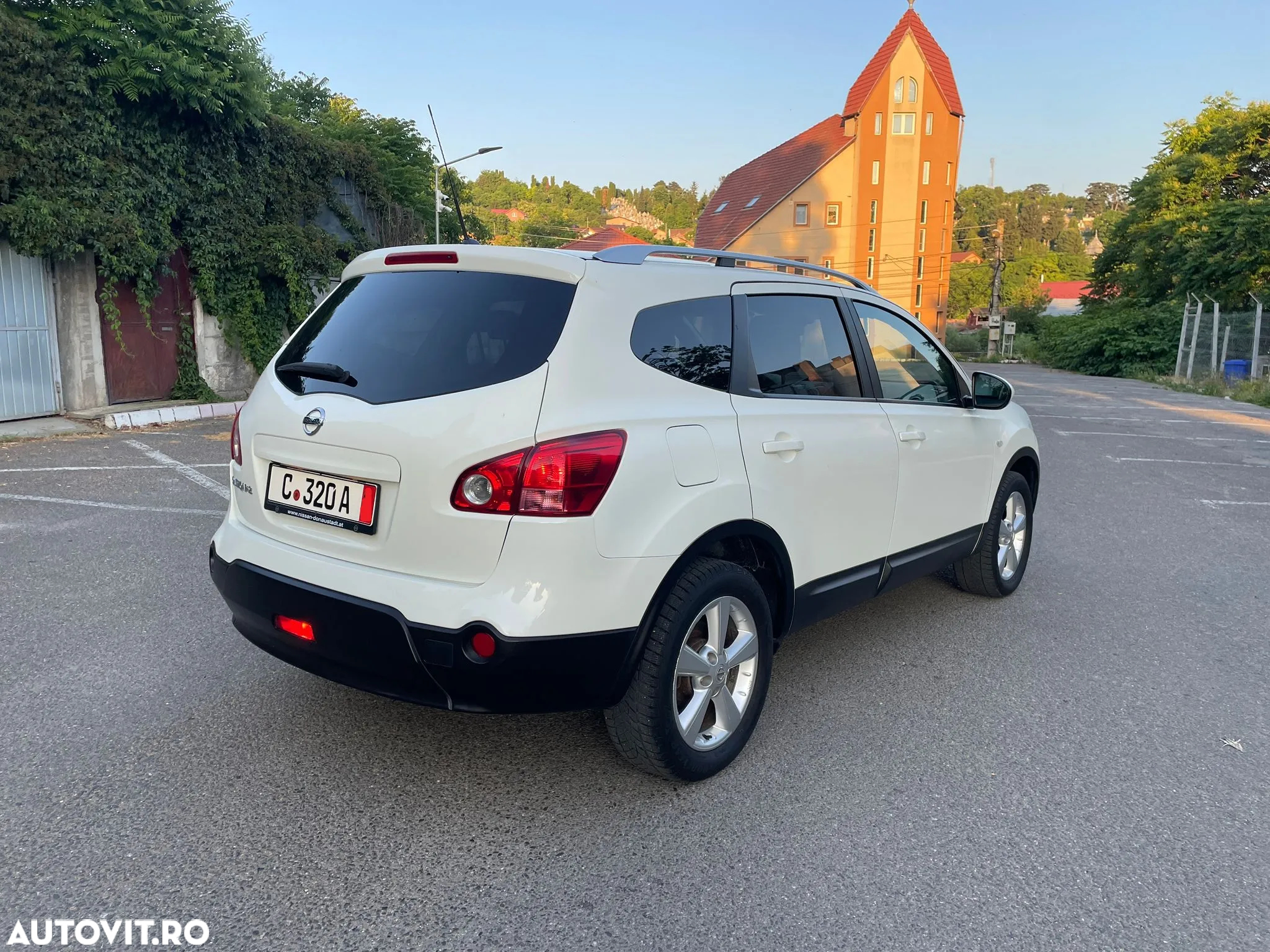 Nissan Qashqai+2 2.0 Tekna - 18