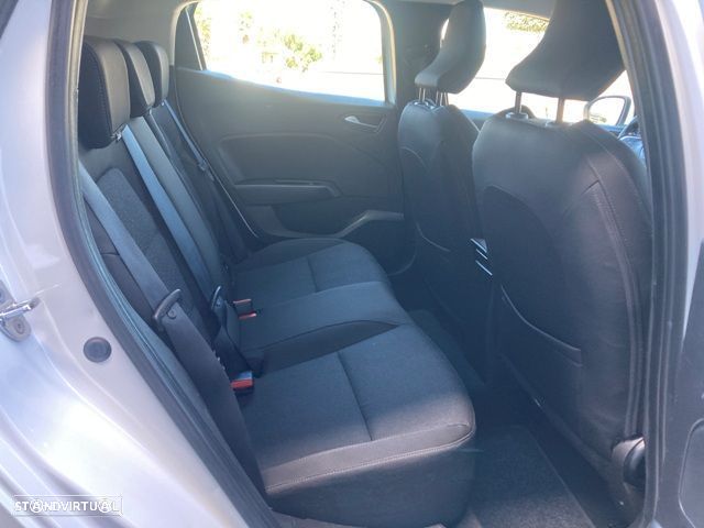 Renault Clio BLUE dCi 100 EVOLUTION - 33