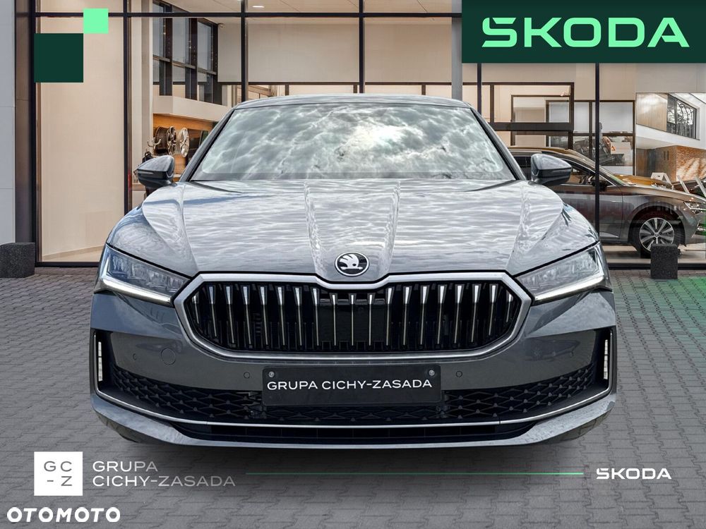 Skoda Superb 2.0 TSI Selection DSG - 8