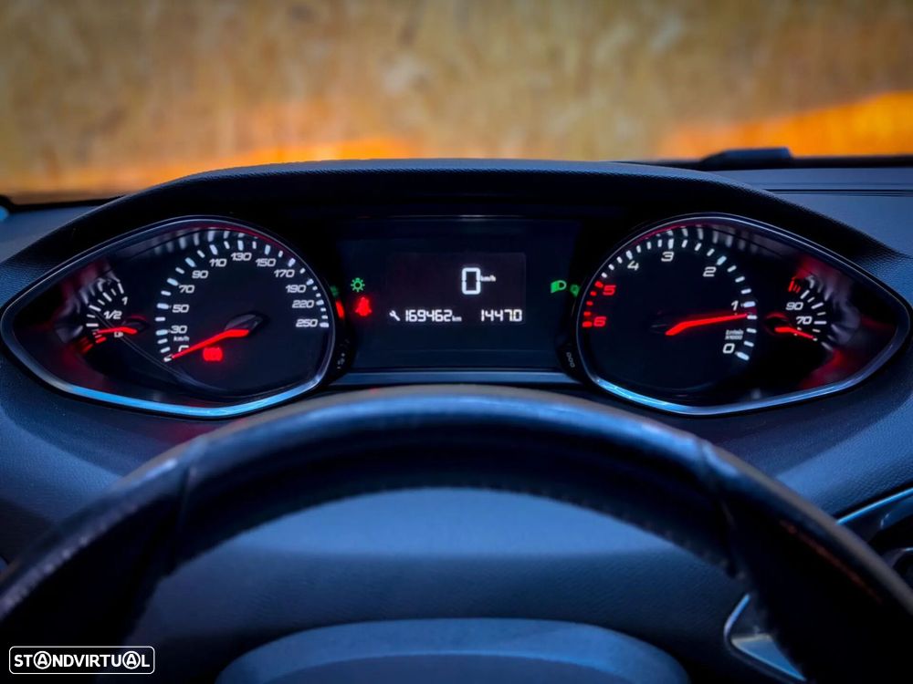 Peugeot 308 1.6 BlueHDi Active - 25