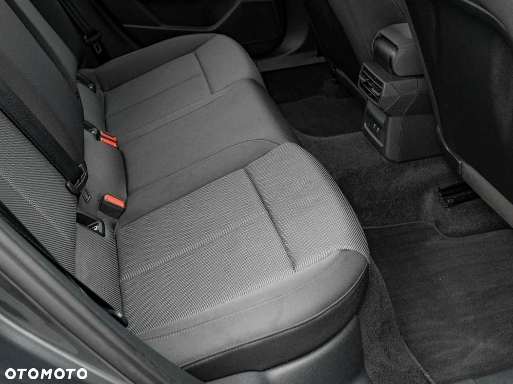 Audi A3 Limousine 35 TFSI S tronic S line - 29