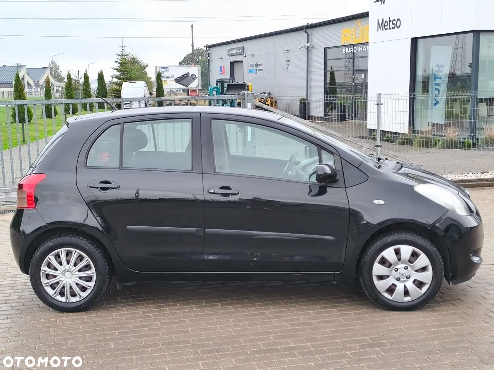 Toyota Yaris - 5