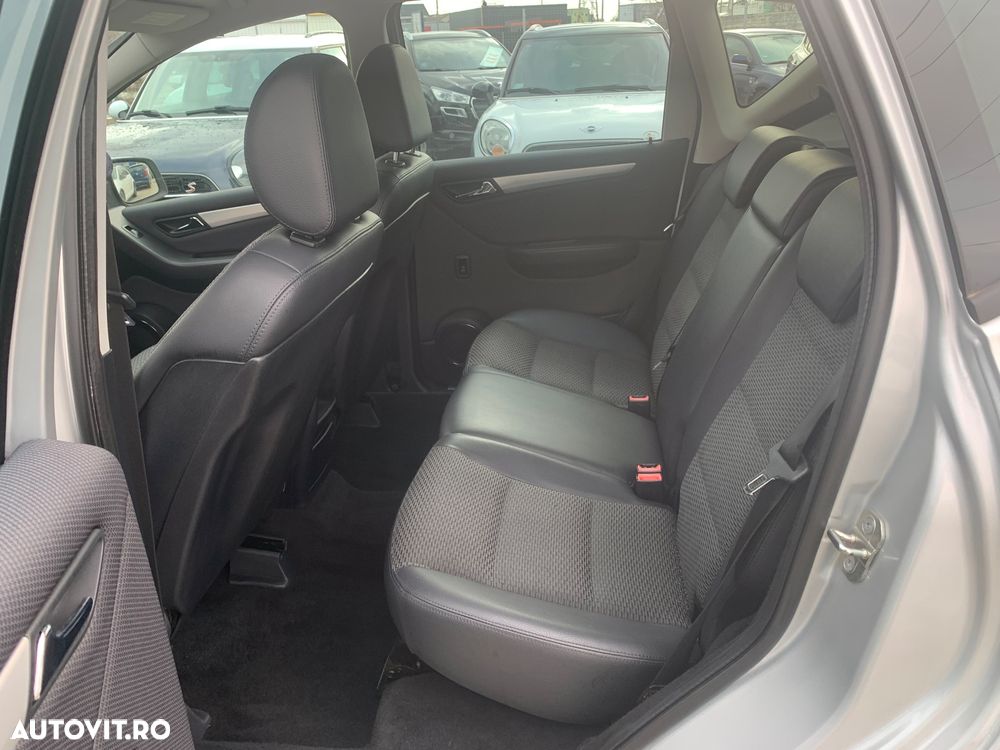 Mercedes-Benz A 180 - 16