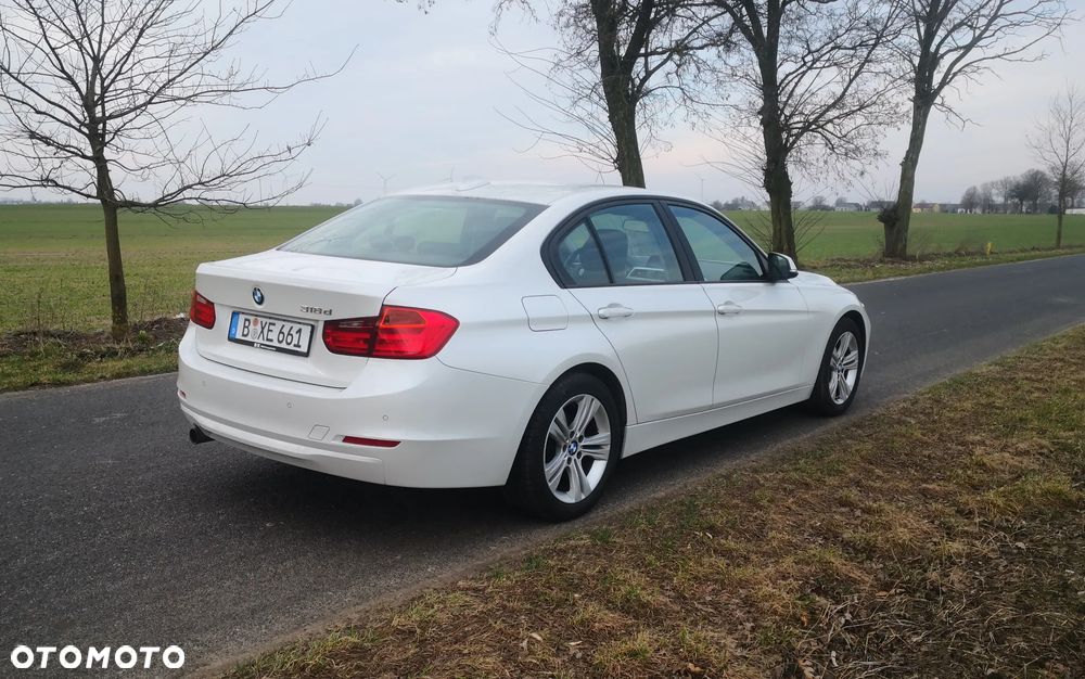 BMW Seria 3 318d DPF Edition Lifestyle - 7