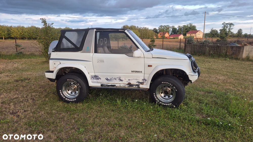 Suzuki Vitara - 16