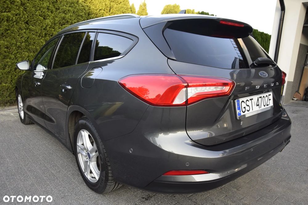 Ford Focus 1.0 EcoBoost STart-Stopp-System TITANIUM DESIGN - 16