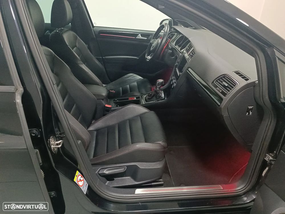 VW Golf GTI Performance BlueMotion DSG - 11