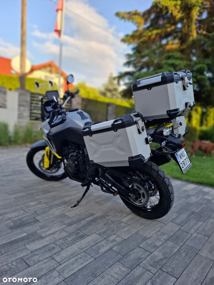 Suzuki V-STROM - 4