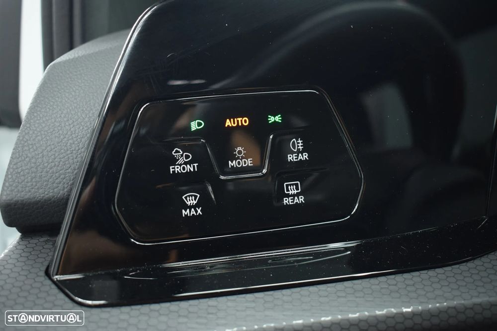 VW Golf 1.4 eHybrid OPF DSG GTE - 12