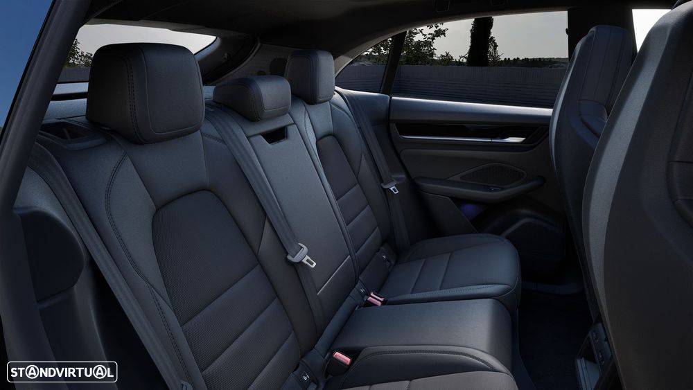 Porsche Macan Electric 4 - 10