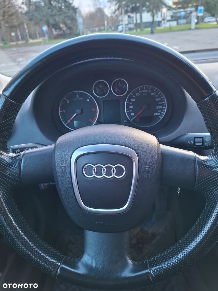 Audi A3 Sportback - 12