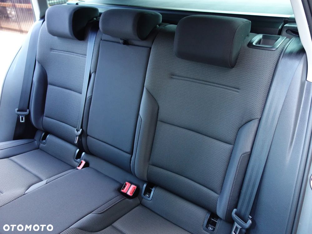 Volkswagen Golf 1.5 TSI ACT OPF Comfortline - 25