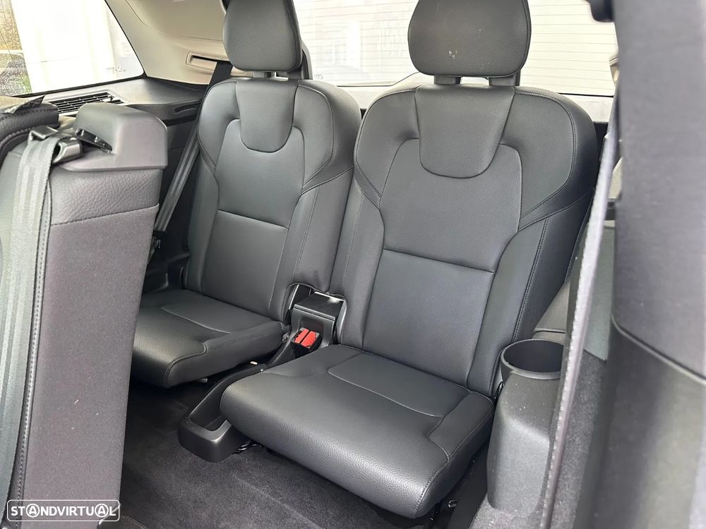 Volvo XC 90 2.0 T8 PHEV Plus Dark AWD — fotografia 5