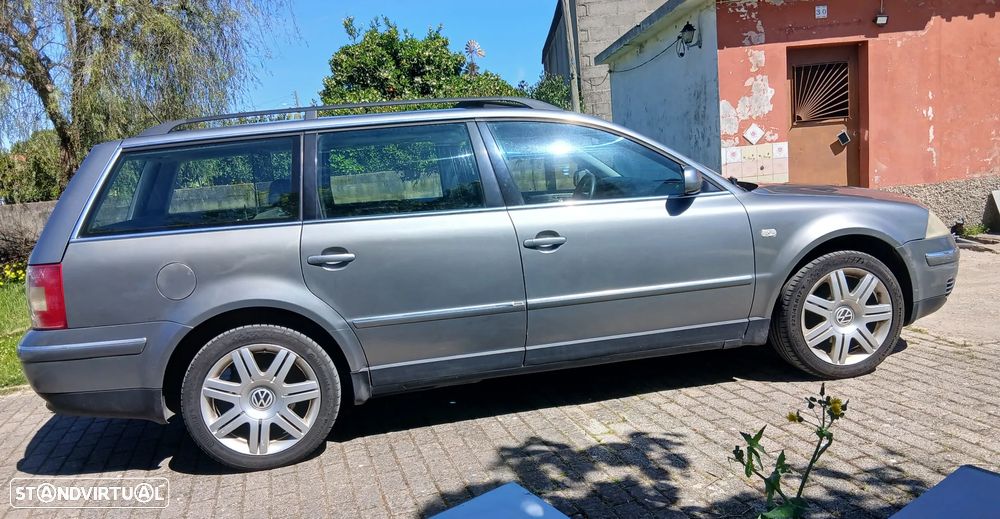 VW Passat Variant 1.9 TDi Highline 4M - 7