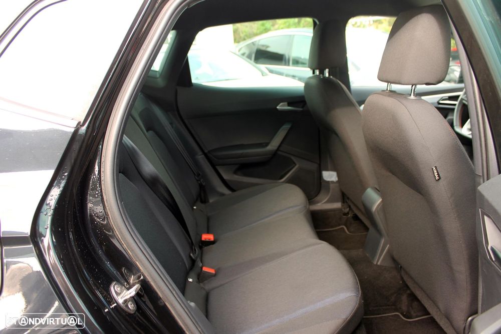 SEAT Arona 1.0 TSI FR - 38