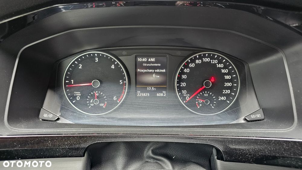 Volkswagen Multivan - 26