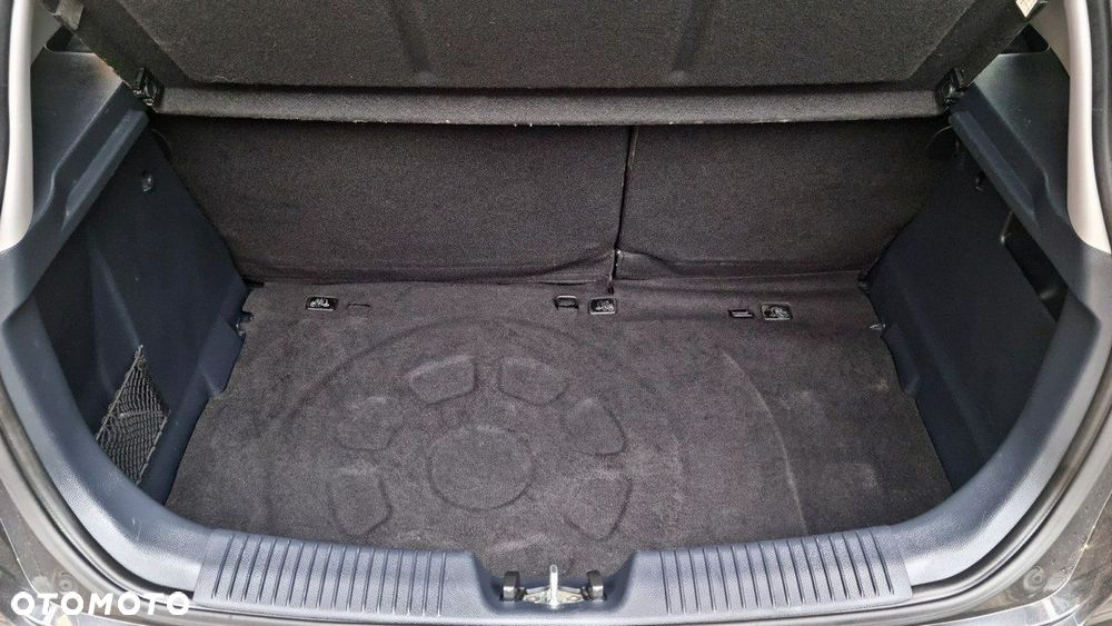 Kia Rio - 19