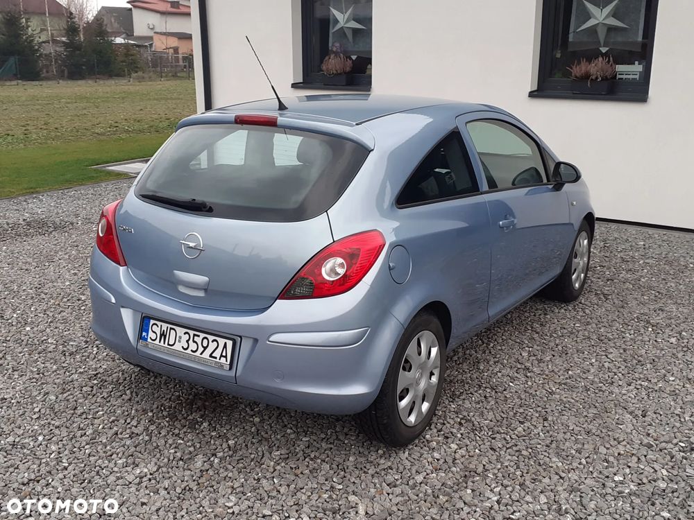 Opel Corsa 1.2 16V - 4