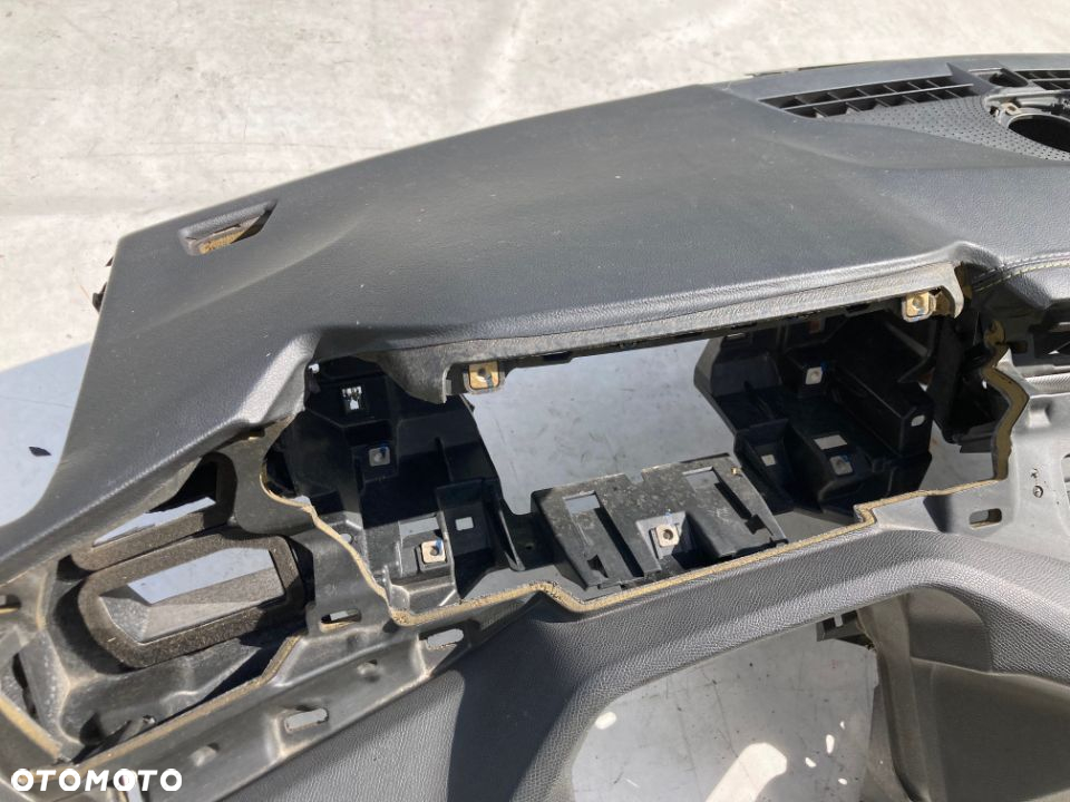 PEUGEOT 308 T10 SKÓRA DESKA KONSOLA KOKPIT PULPIT PÓŁKA PARAPET PODUSZKI PODUSZKA POWIETRZNA KIEROWCY PASAŻERA KURTYNA KURTYNY AIR BAG FOTELA W FOTEL SRS AIRBAG PASY PAS regeneracja - 5