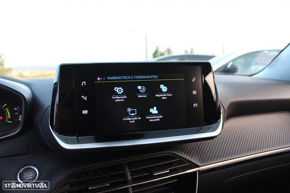 Peugeot e-2008 Allure - 20