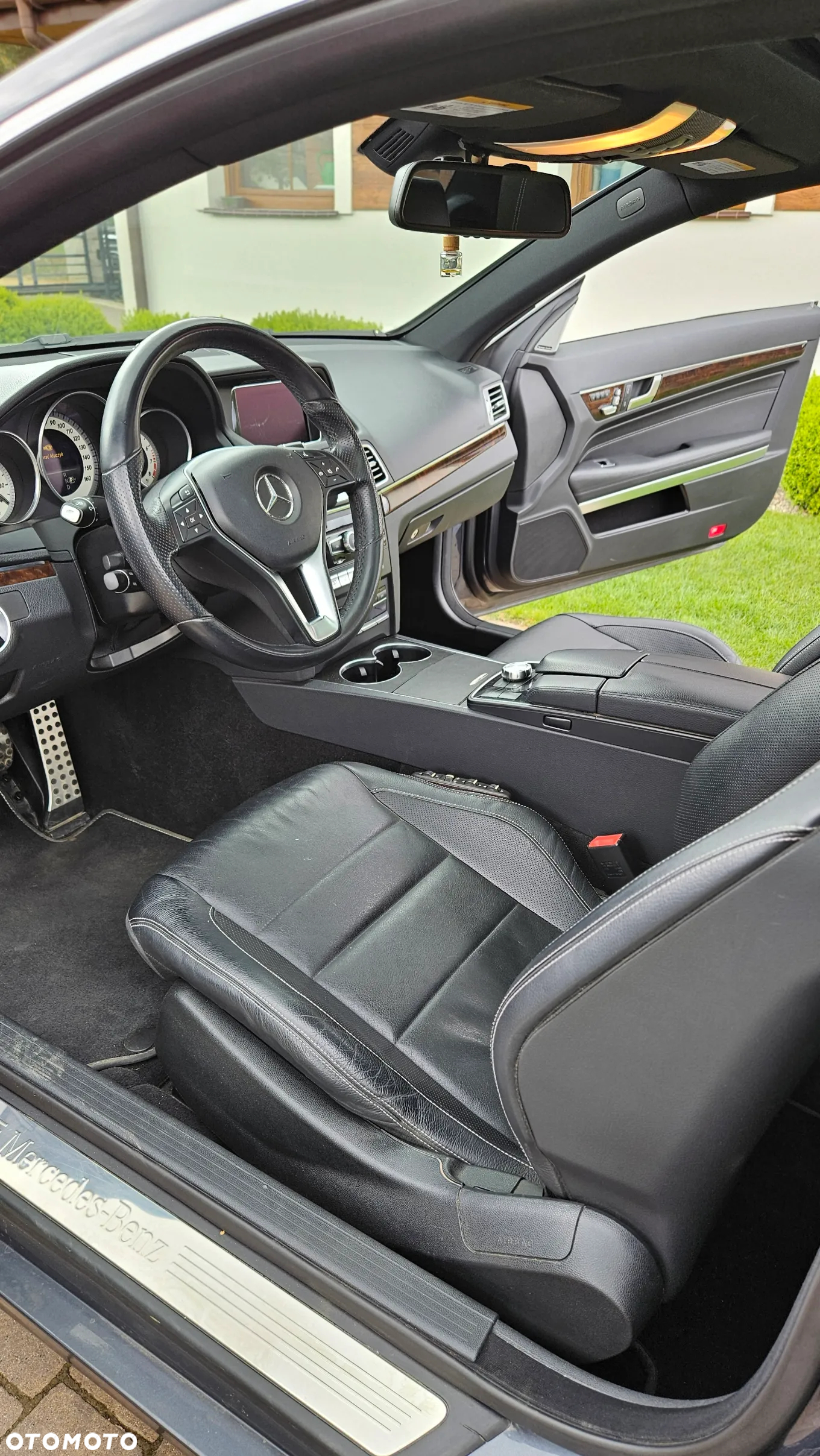 Mercedes-Benz Klasa E 350 Coupe 7G-TRONIC - 24