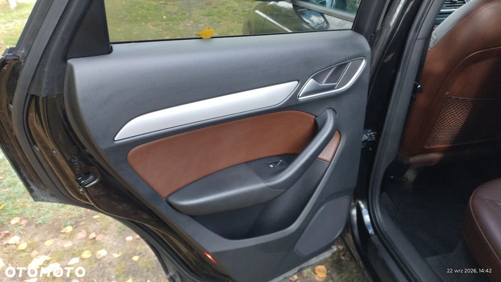 Audi Q3 2.0 TFSI Quattro S tronic sport - 23