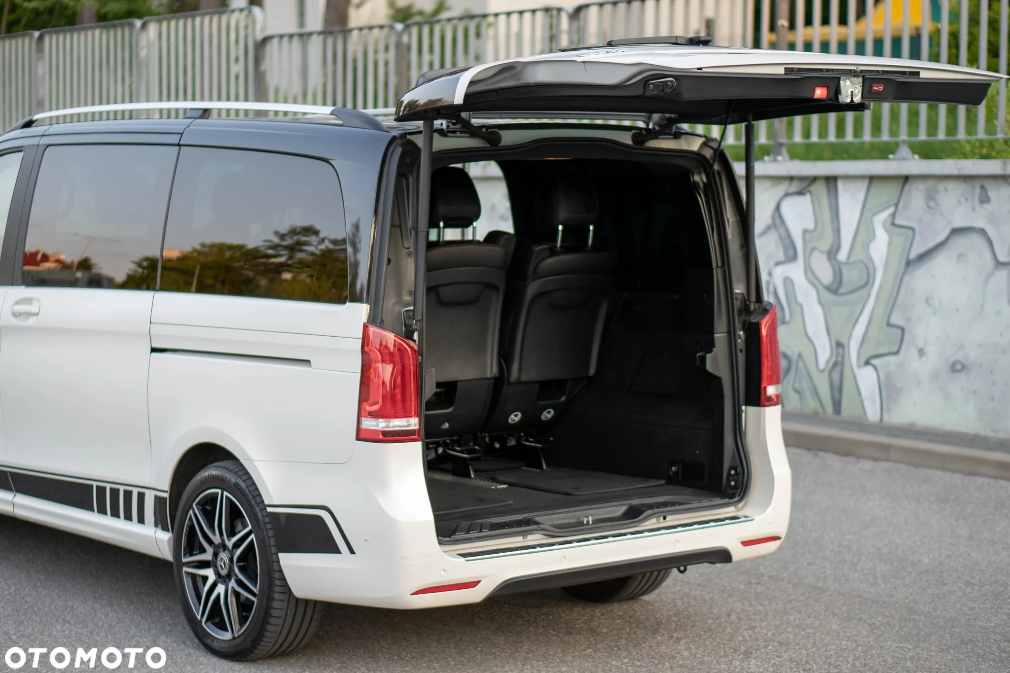 Mercedes-Benz Klasa V 250 d 4-Matic 7G-Tronic (d³ugi) - 13