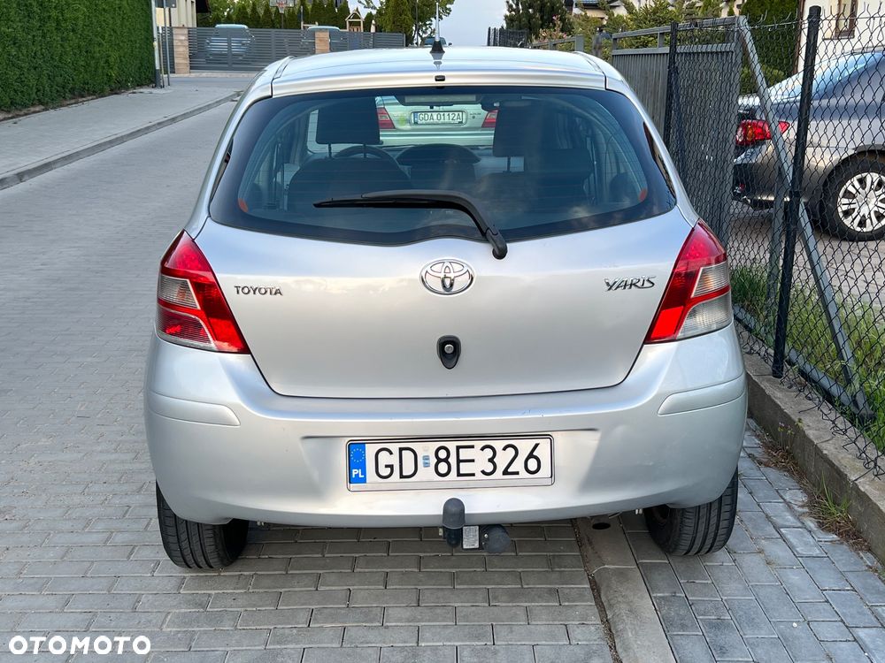 Toyota Yaris 1.4 D-4D Luna - 6