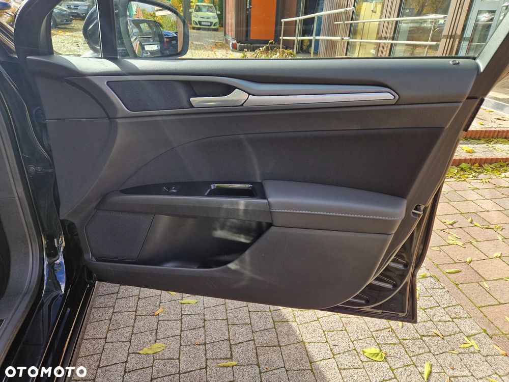 Ford Mondeo Turnier 2.0 TDCi Start-Stopp Titanium - 36