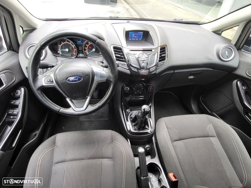Ford Fiesta 1.0 EcoBoost Titanium - 11