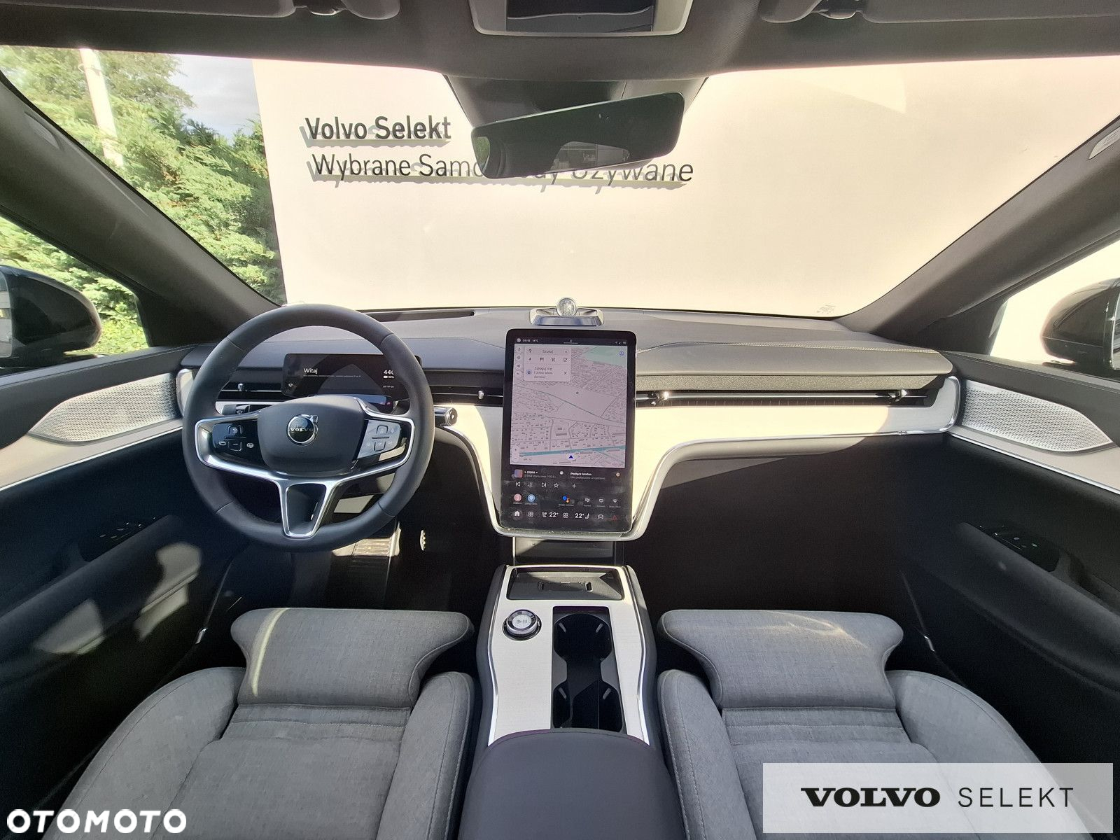 Volvo EX90 - 14