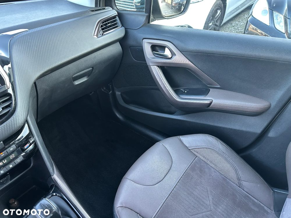 Peugeot 2008 - 17