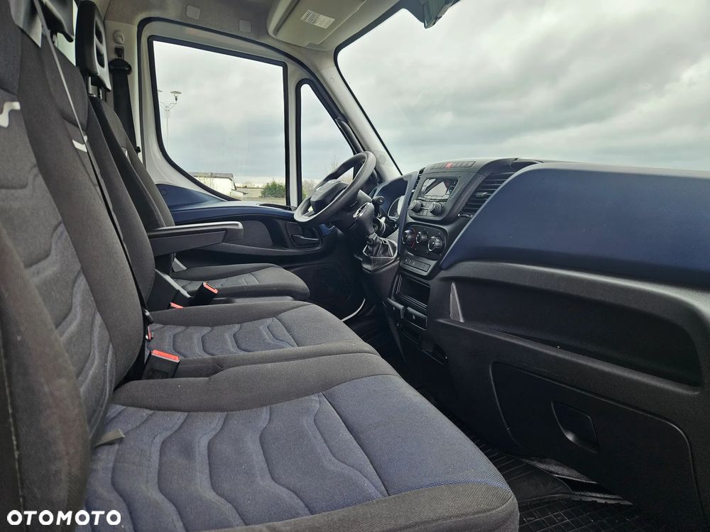 Iveco Daily 35-140, Hi-Matic Kontener plus winda 750 kg. - 24